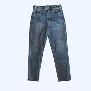 American Eagle Stretch Mom Jeans
